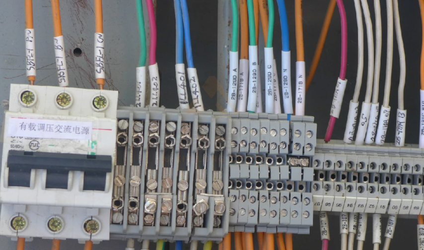 電氣櫃加熱日本乱码卡1卡2卡三卡仙林宗機